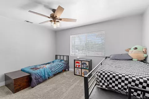 Bedroom - 25440 Bellemore Dr, Ramona, CA 92065 photo 3 of 7