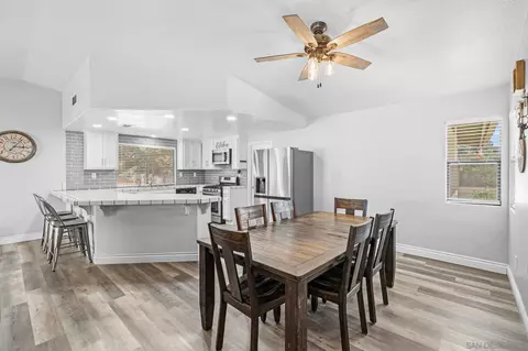 Dining - 25440 Bellemore Dr, Ramona, CA 92065 photo 2 of 4