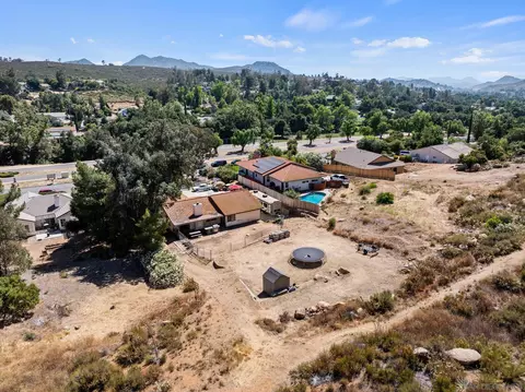 View/Area - 25440 Bellemore Dr, Ramona, CA 92065 photo 7 of 22