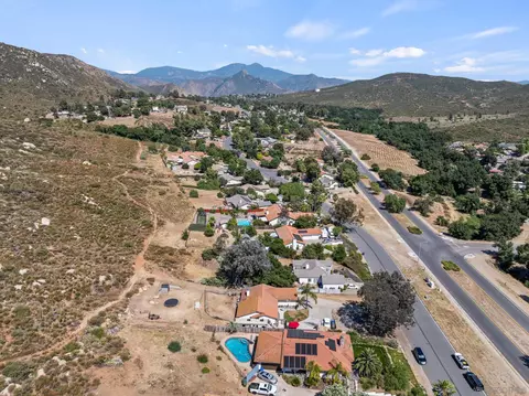 View/Area - 25440 Bellemore Dr, Ramona, CA 92065 photo 15 of 22