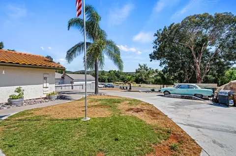 Exterior - 25440 Bellemore Dr, Ramona, CA 92065 photo 5 of 16