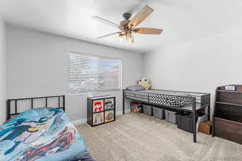 Bedroom - 25440 Bellemore Dr, Ramona, CA 92065 photo 2 of 7