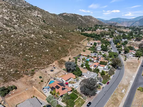 View/Area - 25440 Bellemore Dr, Ramona, CA 92065 photo 16 of 22