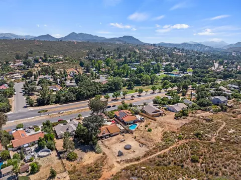 View/Area - 25440 Bellemore Dr, Ramona, CA 92065 photo 11 of 22