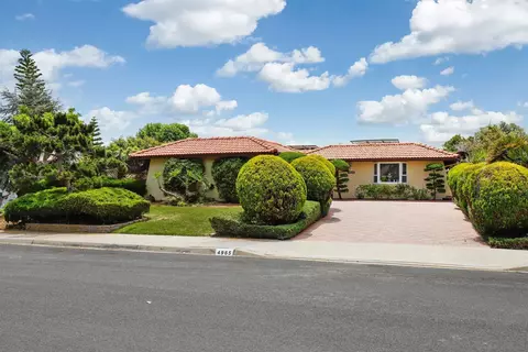 4965 Park Dr, Carlsbad, CA 92008