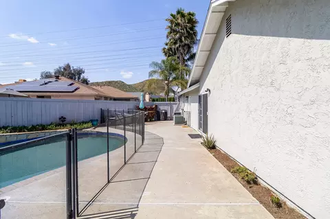 10974 Easthaven Ct, Santee, CA 92071 photo 31
