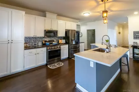946 Cedar Ave, Chula Vista, CA 91911 photo 8
