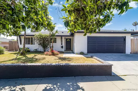 2109 Crestline Dr, Oceanside, CA 92054 photo 2
