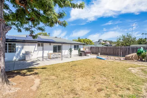 2109 Crestline Dr, Oceanside, CA 92054 photo 7