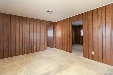 Living - 324 Horizon Ln, Oceanside, CA 92056 photo 4 of 5