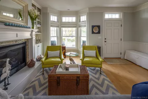 Living - 461 D Ave, Coronado, CA 92118 photo 2 of 3