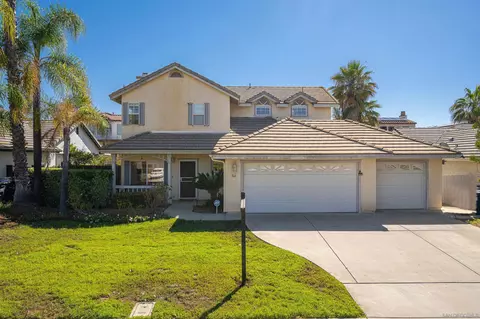 566 Alta Meadow Ln, Escondido, CA 92027