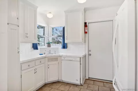 7150 Hybeth Dr, La Mesa, CA 91941 photo 6