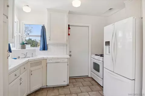 7150 Hybeth Dr, La Mesa, CA 91941 photo 7