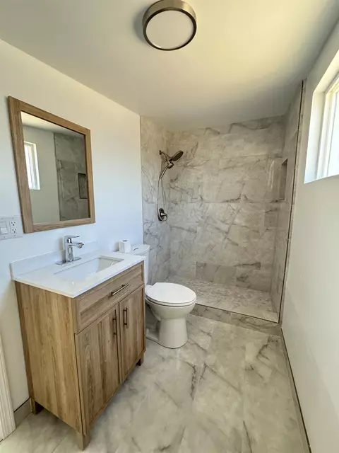 Bath - 14533 Biddeford St, Poway, CA 92064 photo 2 of 2