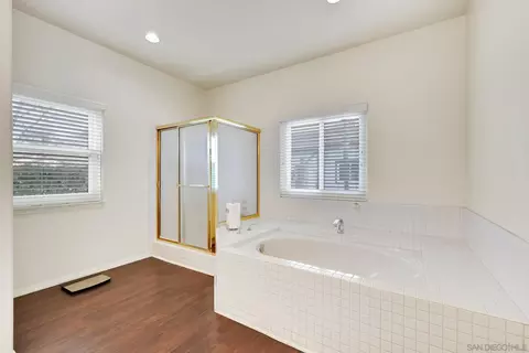 Bath - 2051 Winamar, Escondido, CA 92029 photo 2 of 4
