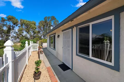 8511 Dobyns Dr, Santee, CA 92071 photo 4