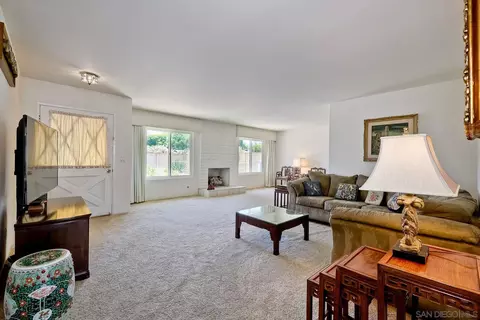 13333 Rollin Glen Rd, Poway, CA 92064 photo 6