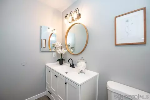 Bath - 4281 Lowell St #15, La Mesa, CA 91941 photo 1 of 5