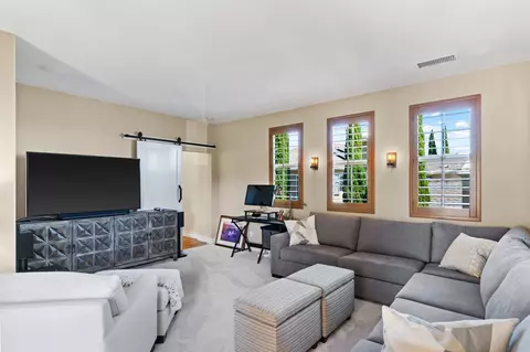 7559 Circulo Sequoia, Carlsbad, CA 92009 photo 16