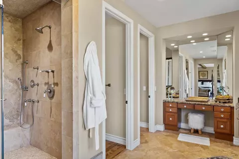 7559 Circulo Sequoia, Carlsbad, CA 92009 photo 13