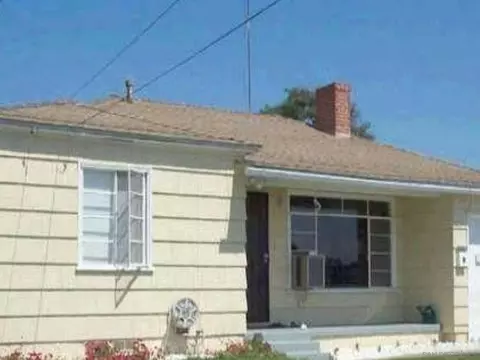 1879 Skyline Dr, Lemon Grove, CA 91945