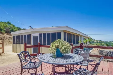 14843 Shanteau Dr, El Cajon, CA 92021