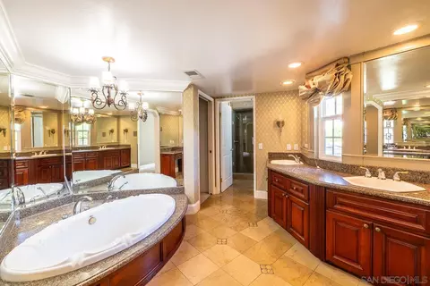 2015 Hidden Crest Dr, El Cajon, CA 92019 photo 11