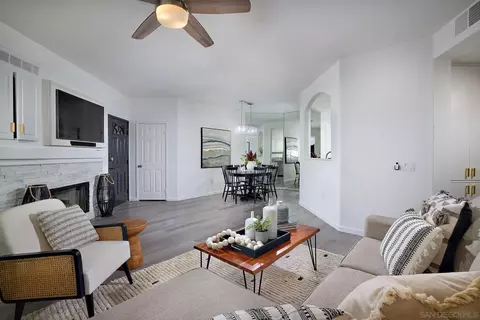 12025 Tivoli Park Row UNIT 2, San Diego, CA 92128