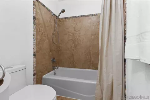 Bath - 835 Windcrest Dr, Carlsbad, CA 92011 photo 3 of 3