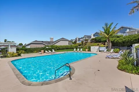 Exterior - 835 Windcrest Dr, Carlsbad, CA 92011 photo 6 of 7
