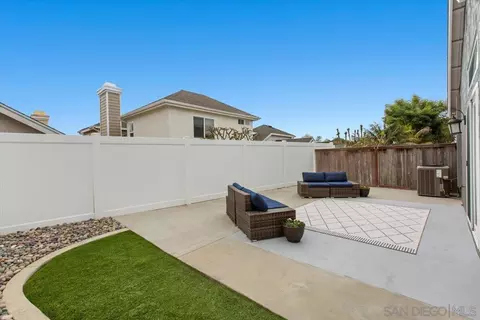 Exterior - 835 Windcrest Dr, Carlsbad, CA 92011 photo 2 of 7