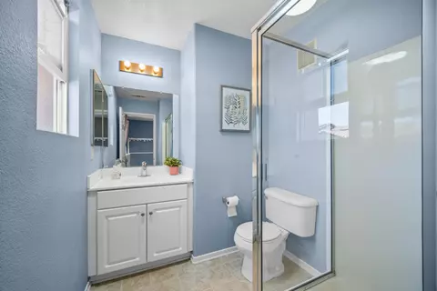 Bath - 10239 Daybreak Ln UNIT 2, Santee, CA 92071 photo 3 of 4