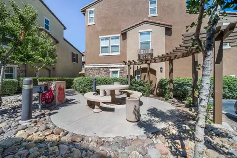 Exterior - 10239 Daybreak Ln UNIT 2, Santee, CA 92071 photo 4 of 6