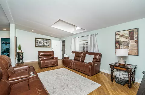 Living - 10767 Jamacha Blvd #139, Spring Valley, CA 91978 photo 2 of 3