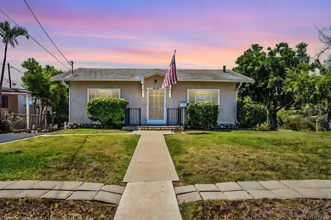 3253 Ash St, San Diego, CA 92102