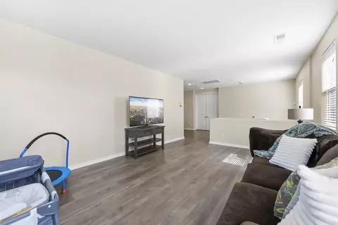 Entry Way - 32698 Ritter Ct, Temecula, CA 92592 photo 4 of 4