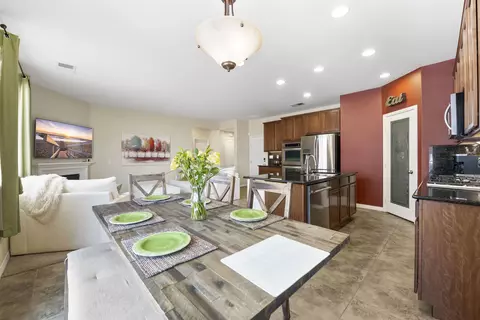 Dining - 32698 Ritter Ct, Temecula, CA 92592 photo 1 of 1
