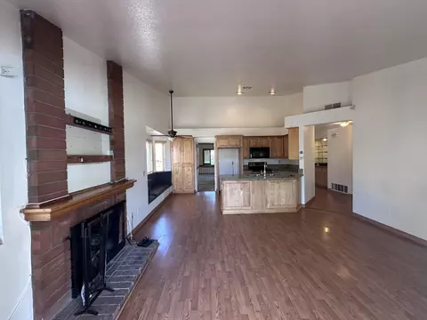 14625 Silverset St, Poway, CA 92064 photo 3