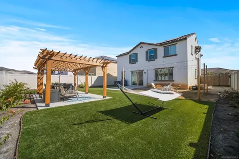 Exterior - 29580 E Falcon Hill Dr, Menifee, CA 92584 photo 5 of 6