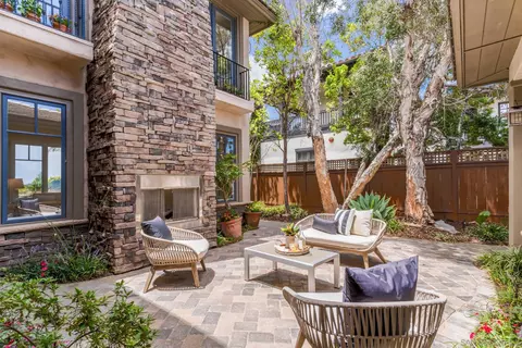 Exterior - 590 Camino El Dorado, Encinitas, CA 92024 photo 2 of 4