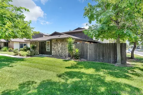 9941 Woodpark Dr, Santee, CA 92071 photo 2
