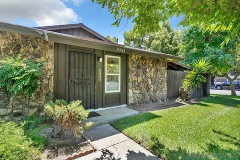 9941 Woodpark Dr, Santee, CA 92071 photo 4