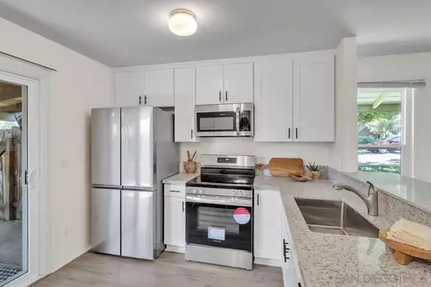9941 Woodpark Dr, Santee, CA 92071 photo 6