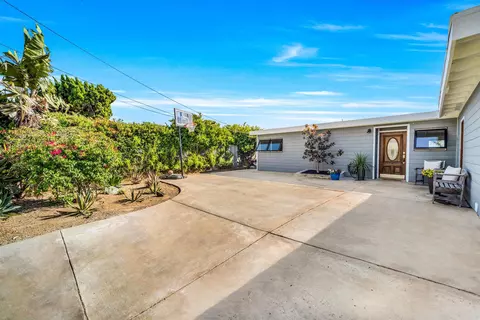 Exterior - 1132 Oleander Ave, Chula Vista, CA 91911 photo 9 of 16
