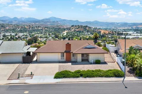 13517 Pequot Dr, Poway, CA 92064 photo 2
