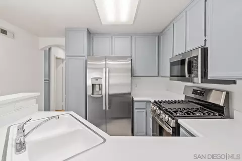 11862 Scripps Creek Dr # A, San Diego, CA 92131