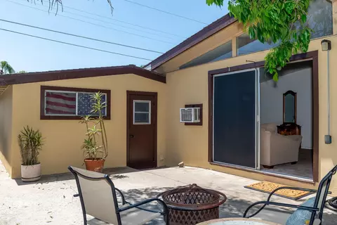 6295 De Camp Dr, La Mesa, CA 91942 photo 3