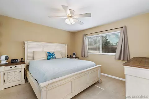 10217 Pinewood Vw, Santee, CA 92071 photo 14
