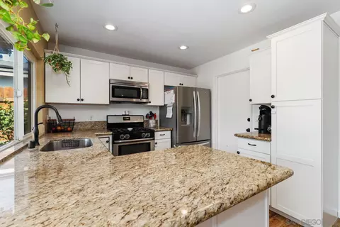 10217 Pinewood Vw, Santee, CA 92071 photo 7